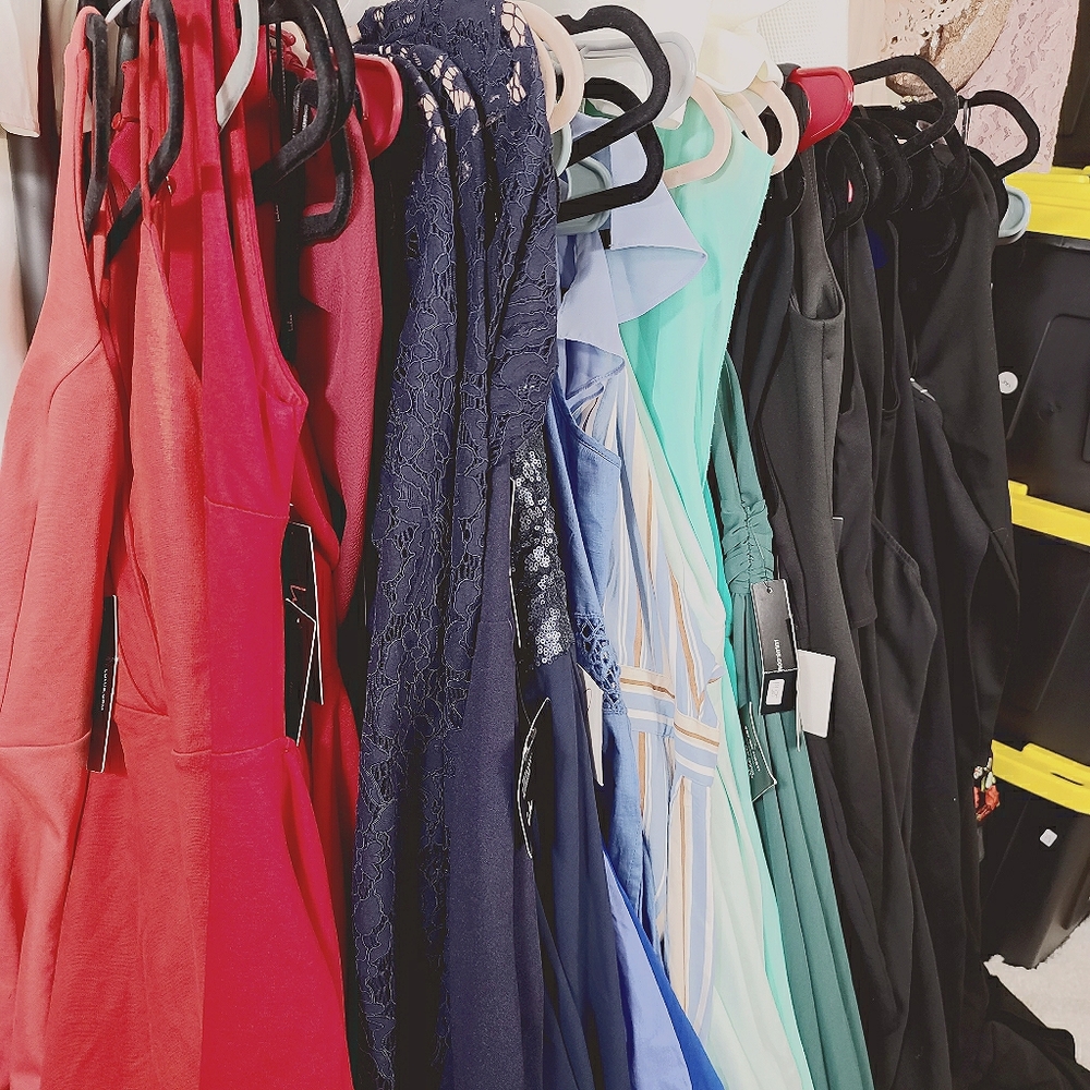 ⚡$30/3 DRESSES! LULU'S MYSTERY BOX⚡